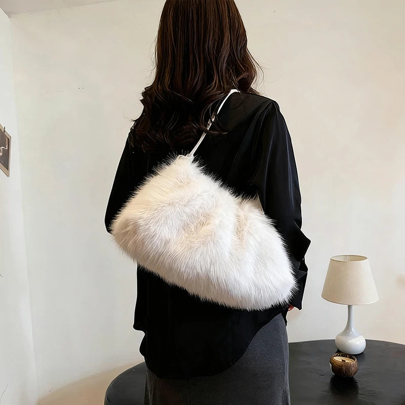 Women's Large Capacity Shoulder Bag Solid Color Plush Imitation Fur Handbag For Autumn And Winter Fashion