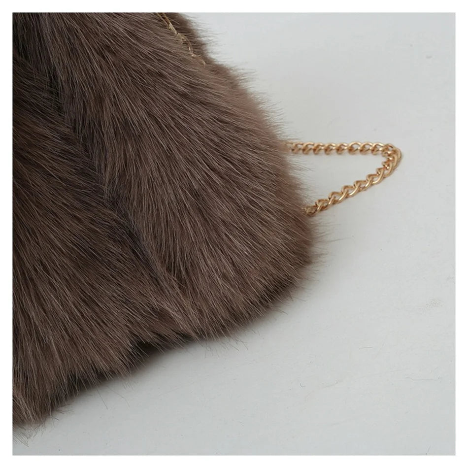 Women's Plush Shoulder Bag High-end Fashion Luxury Soft Faux For Skin Shoulder Bag Faux Fur Women's Bag