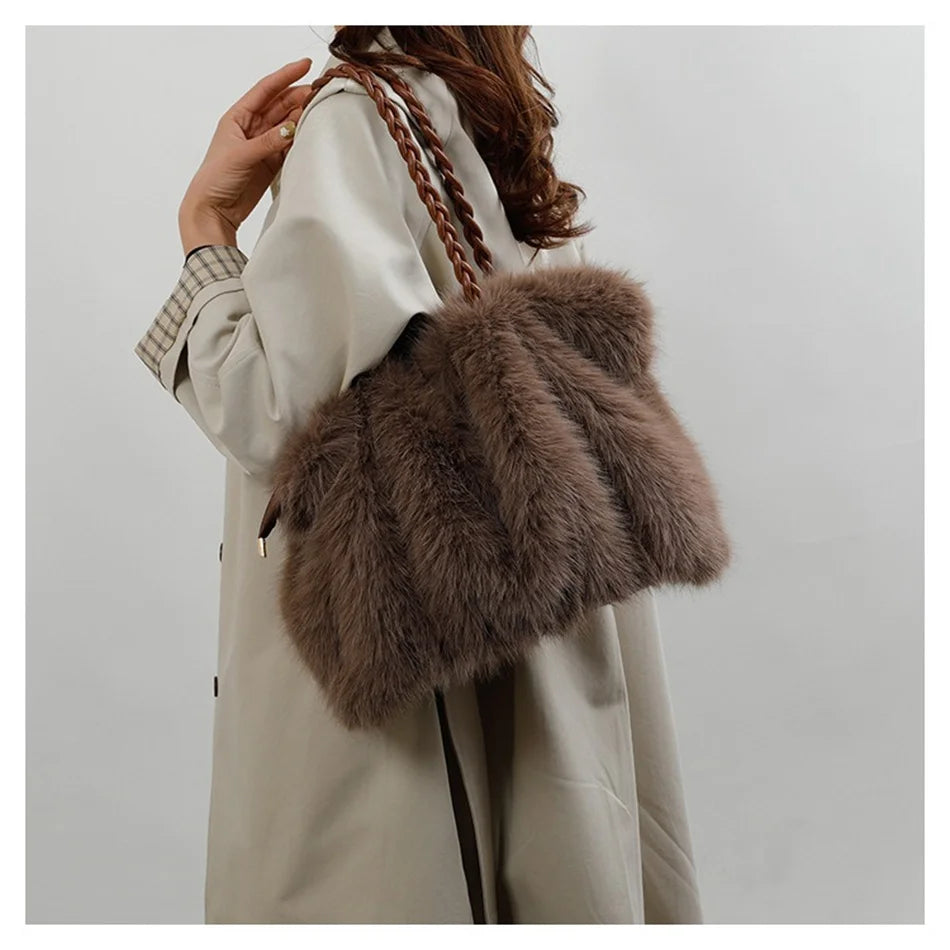 Women's Plush Shoulder Bag High-end Fashion Luxury Soft Faux For Skin Shoulder Bag Faux Fur Women's Bag