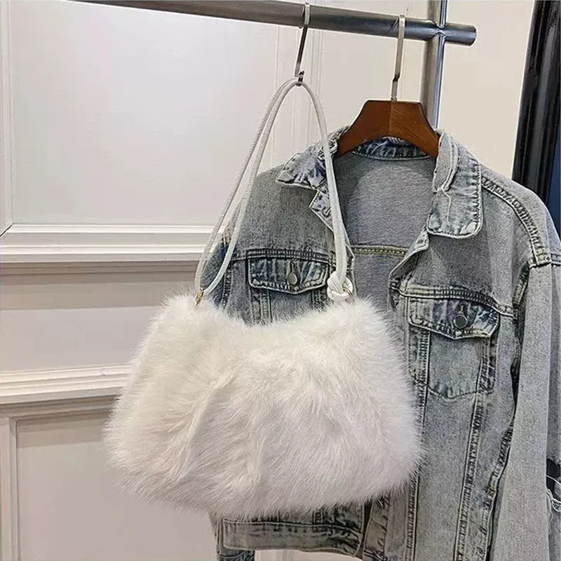 Women's Large Capacity Shoulder Bag Solid Color Plush Imitation Fur Handbag For Autumn And Winter Fashion