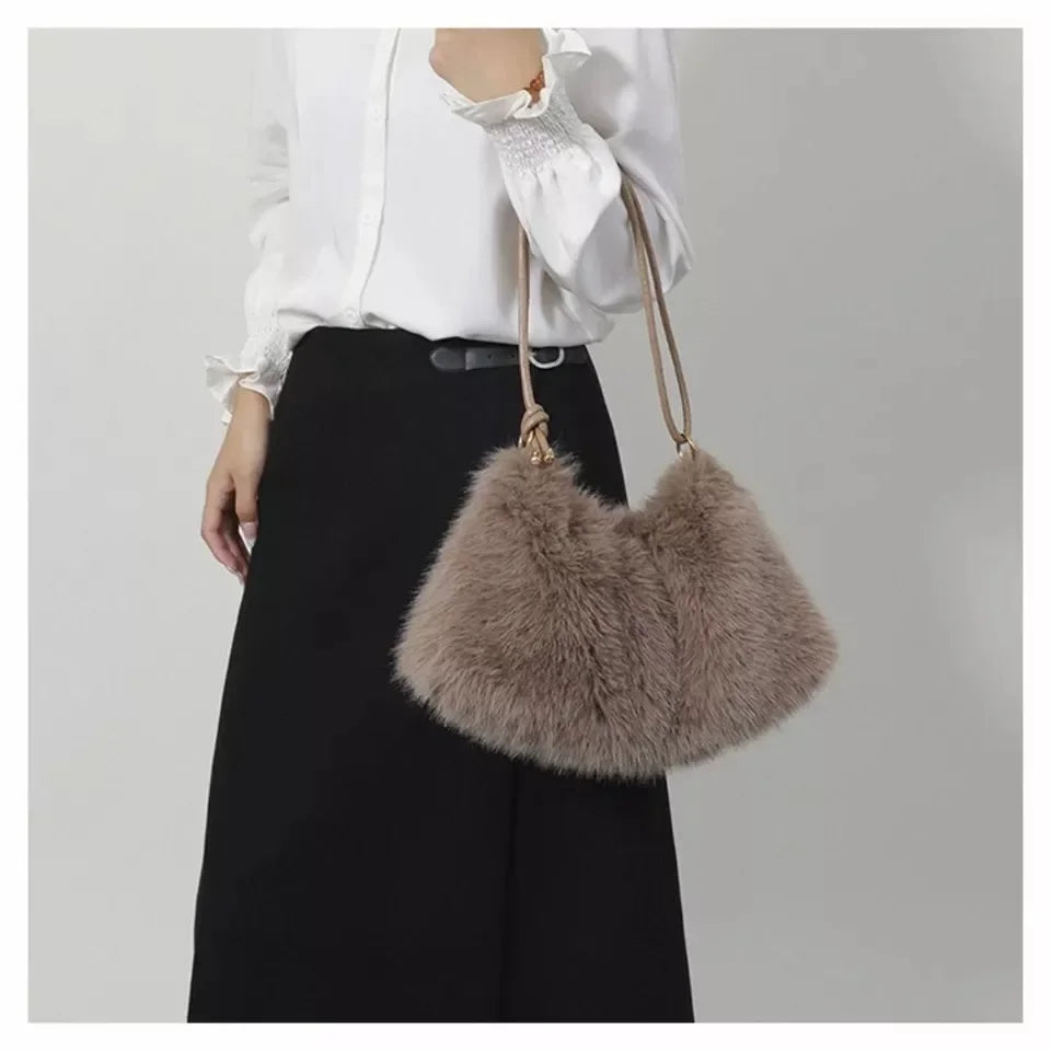Women's Autumn and Winter Handbag Imitation Fur Fashion Hundred with Plush Bag Solid Color Large Capacity Zipper Shoulder Bag