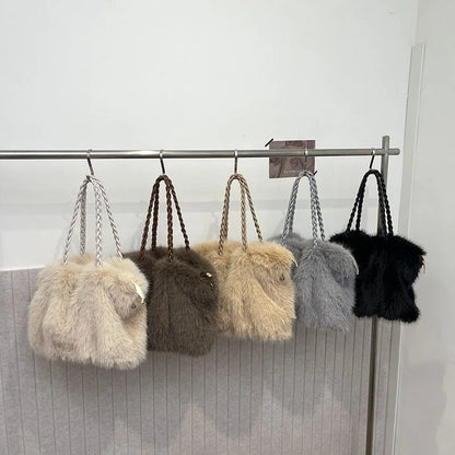 Women's Plush Shoulder Bag High-end Fashion Luxury Soft Faux For Skin Shoulder Bag Faux Fur Women's Bag